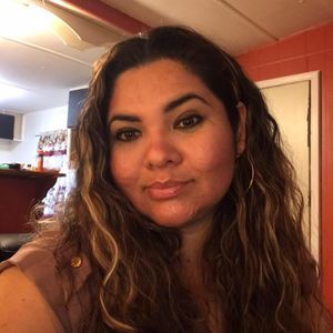 Meet your Posher, Gladis